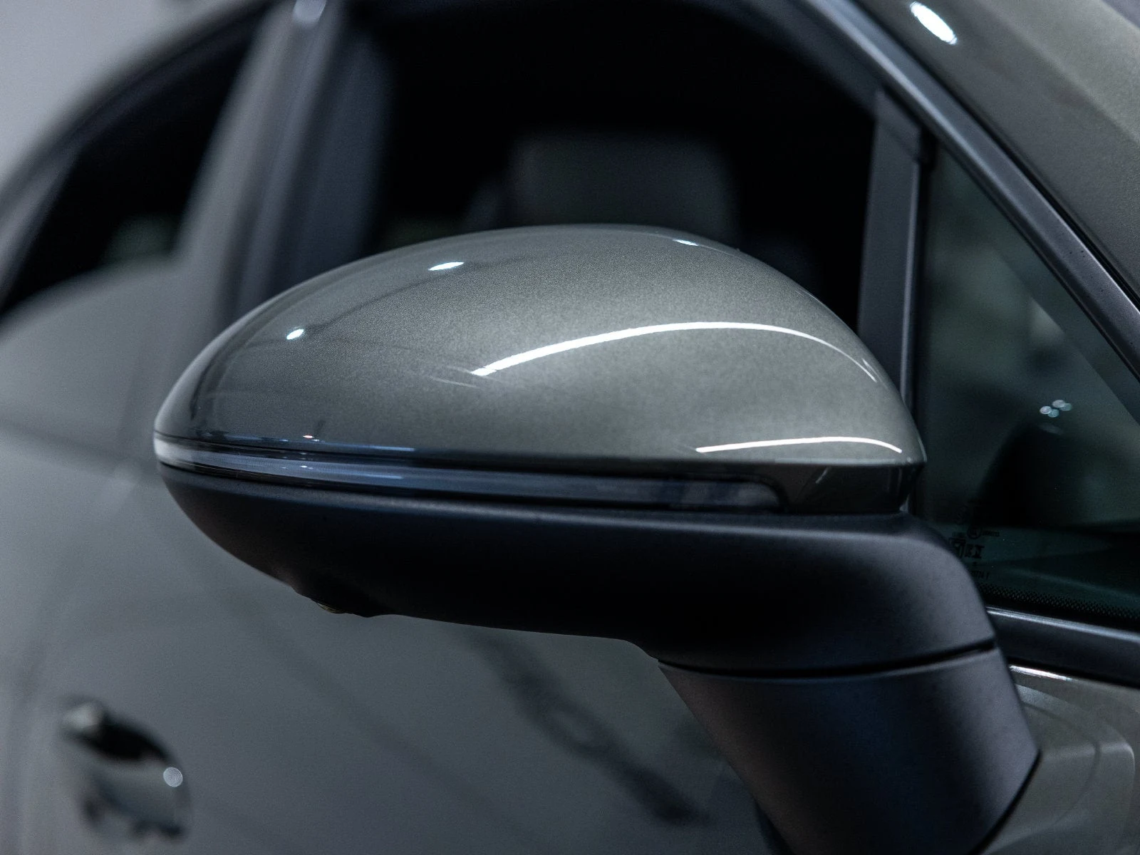 2026 Porsche Macan 4 Electric (XAB), 15/20