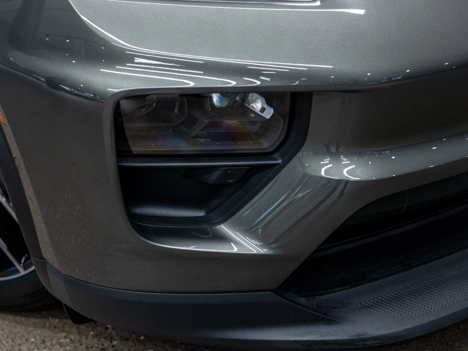 2026 Porsche Macan 4 Electric (XAB), 17/20