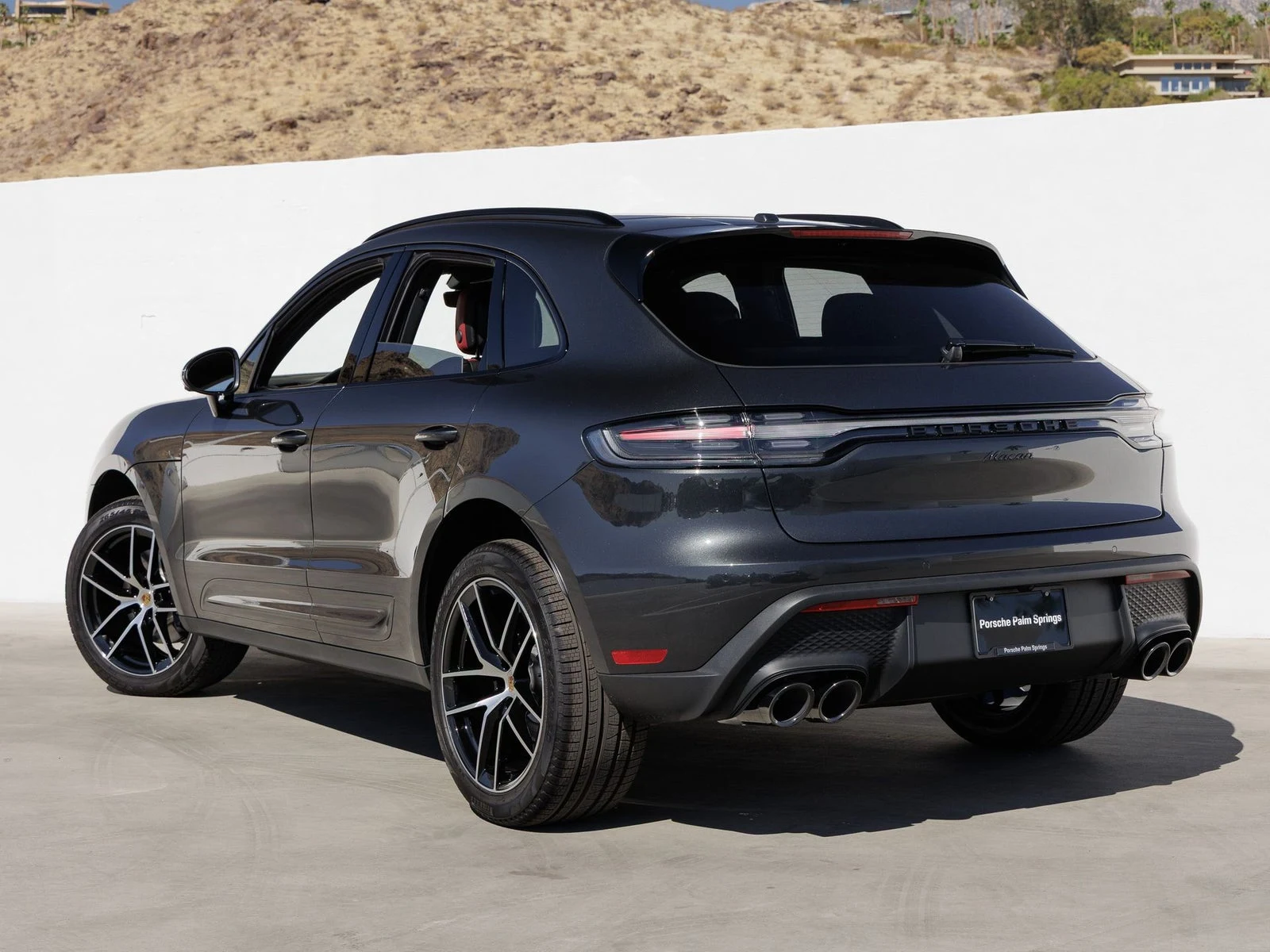 2026 Porsche Macan (95B), 3/20