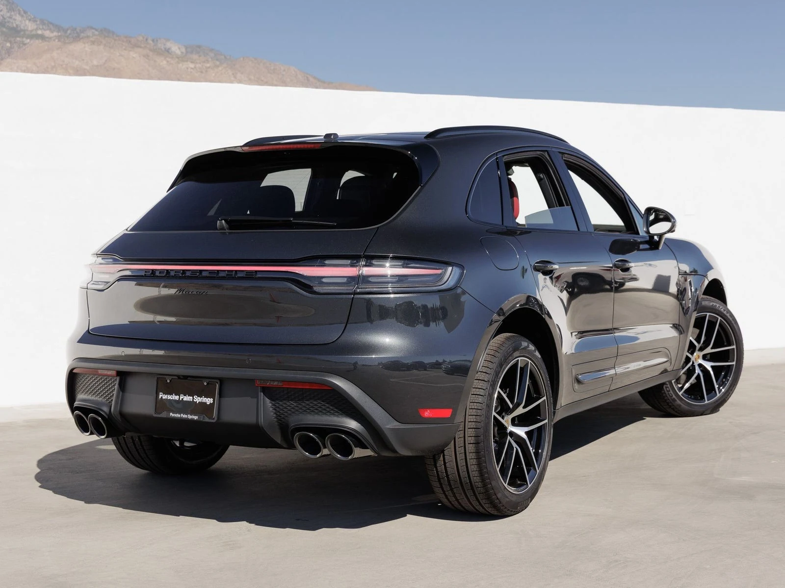 2026 Porsche Macan (95B), 7/20