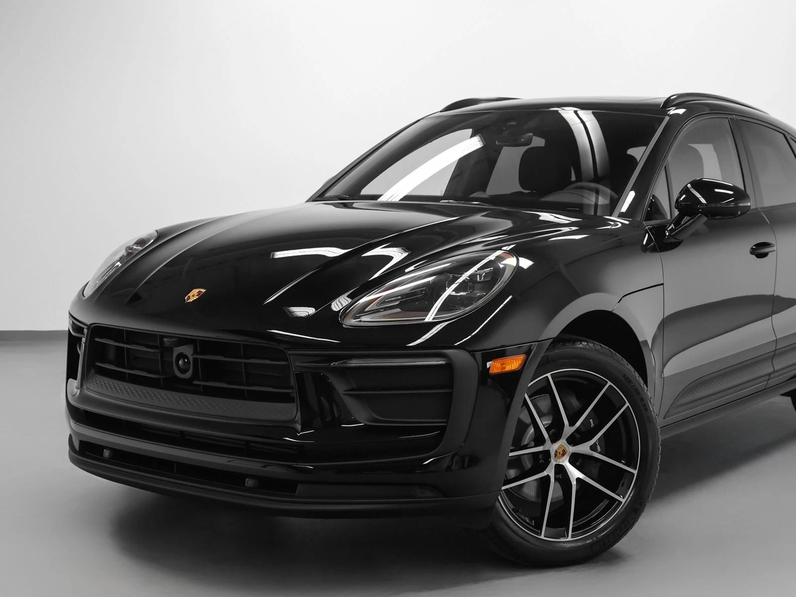 2026 Porsche Macan (95B), 6/20