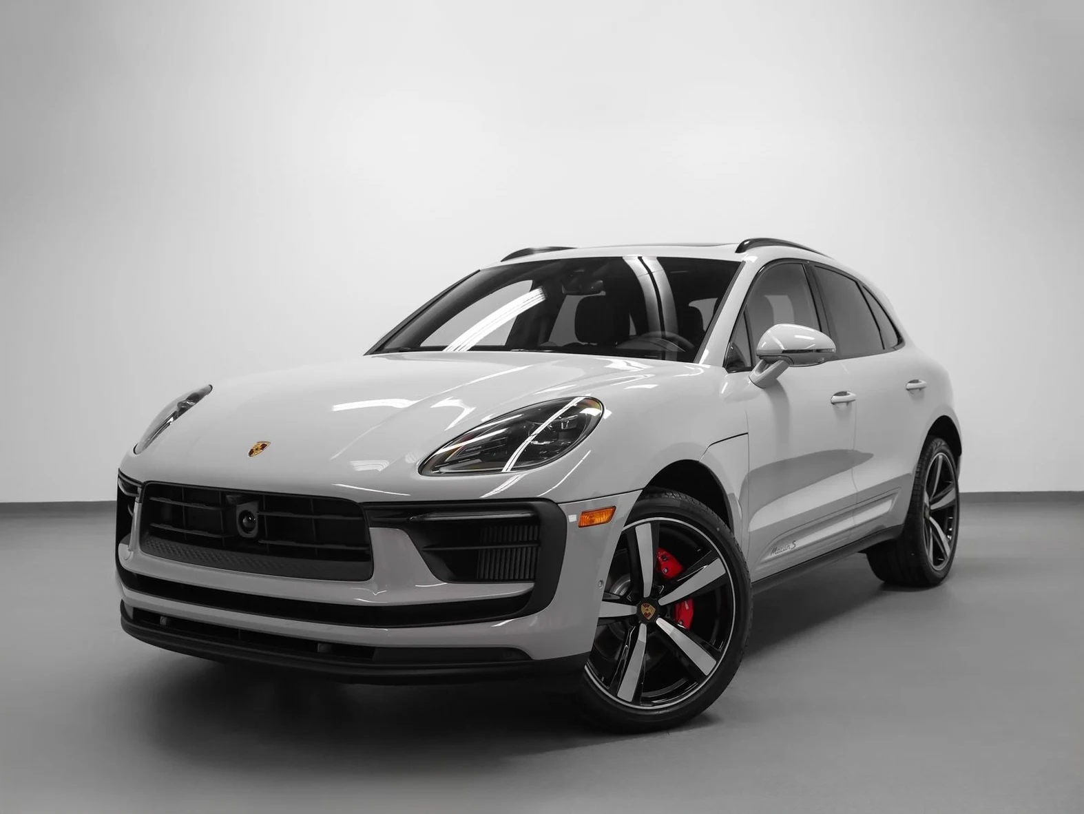 Porsche Macan S (95B) · Chalk · Indigo Auto Group