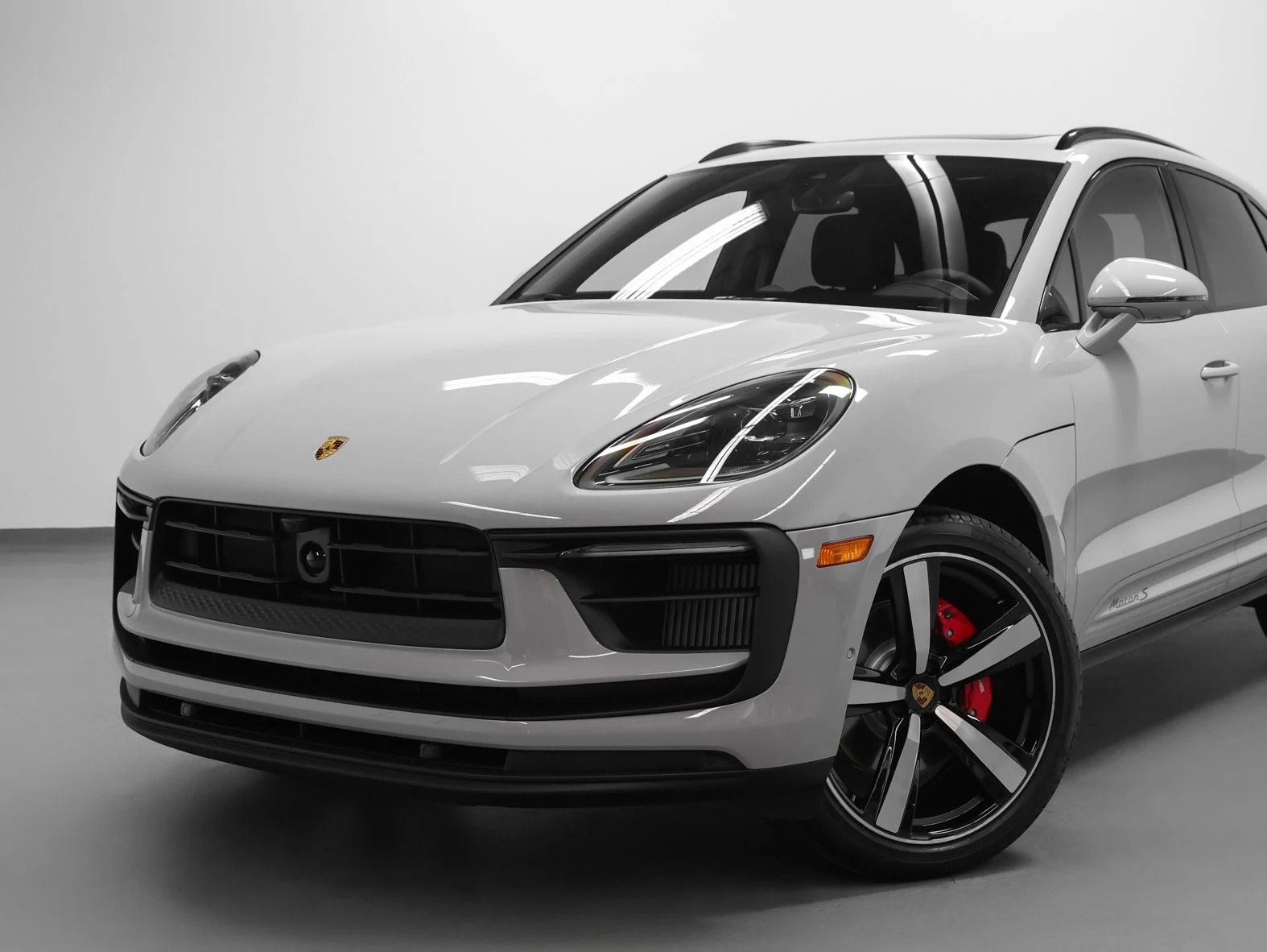 2026 Porsche Macan S (95B), 6/20