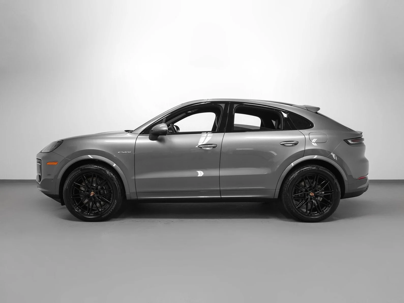 2026 Porsche Cayenne E-Hybrid Coupé (3rd Generation), 2/20
