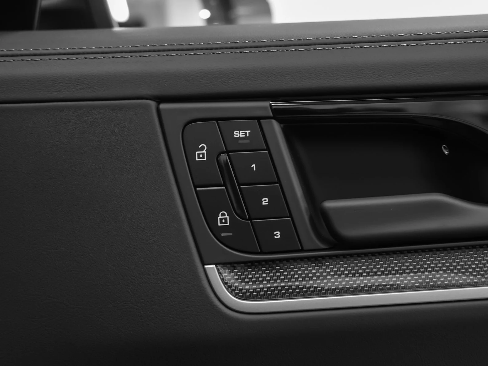 2026 Porsche Cayenne E-Hybrid Coupé (3rd Generation), 20/20