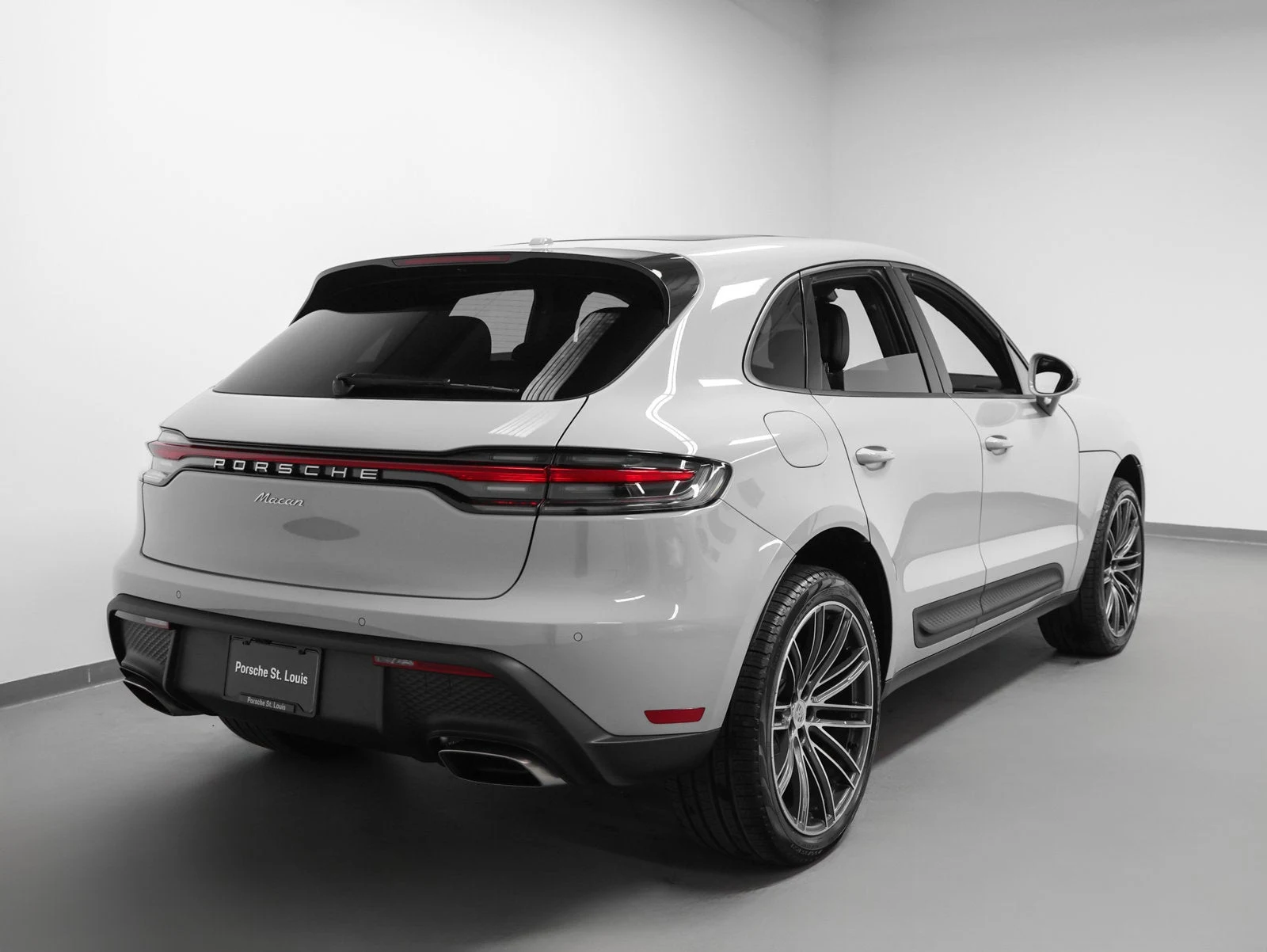 2026 Porsche Macan (95B), 12/20