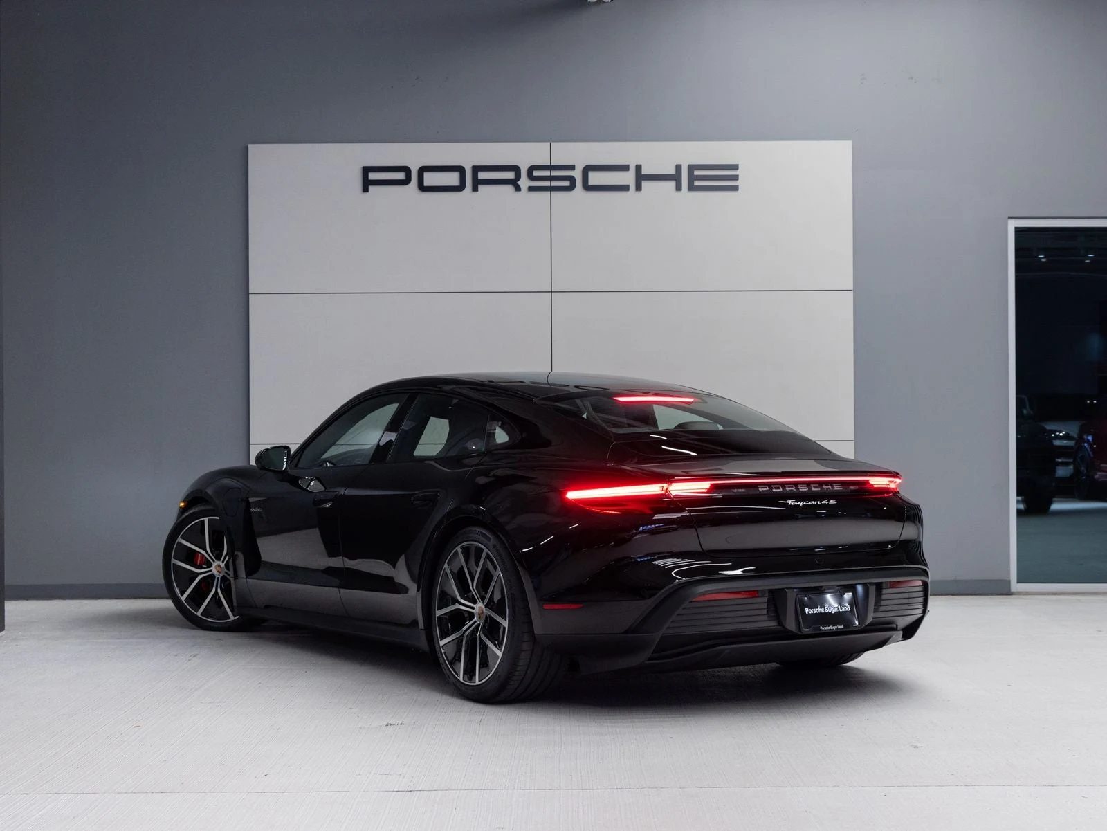 2026 Porsche Taycan 4S (2025 Update), 3/20