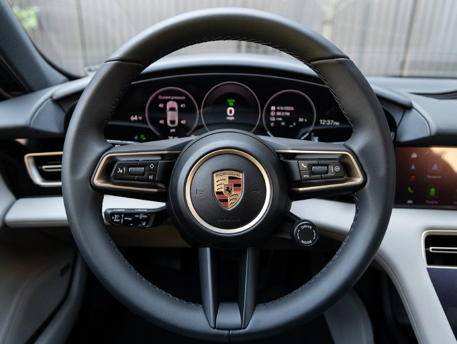 2026 Porsche Taycan 4S (2025 Update), 13/20