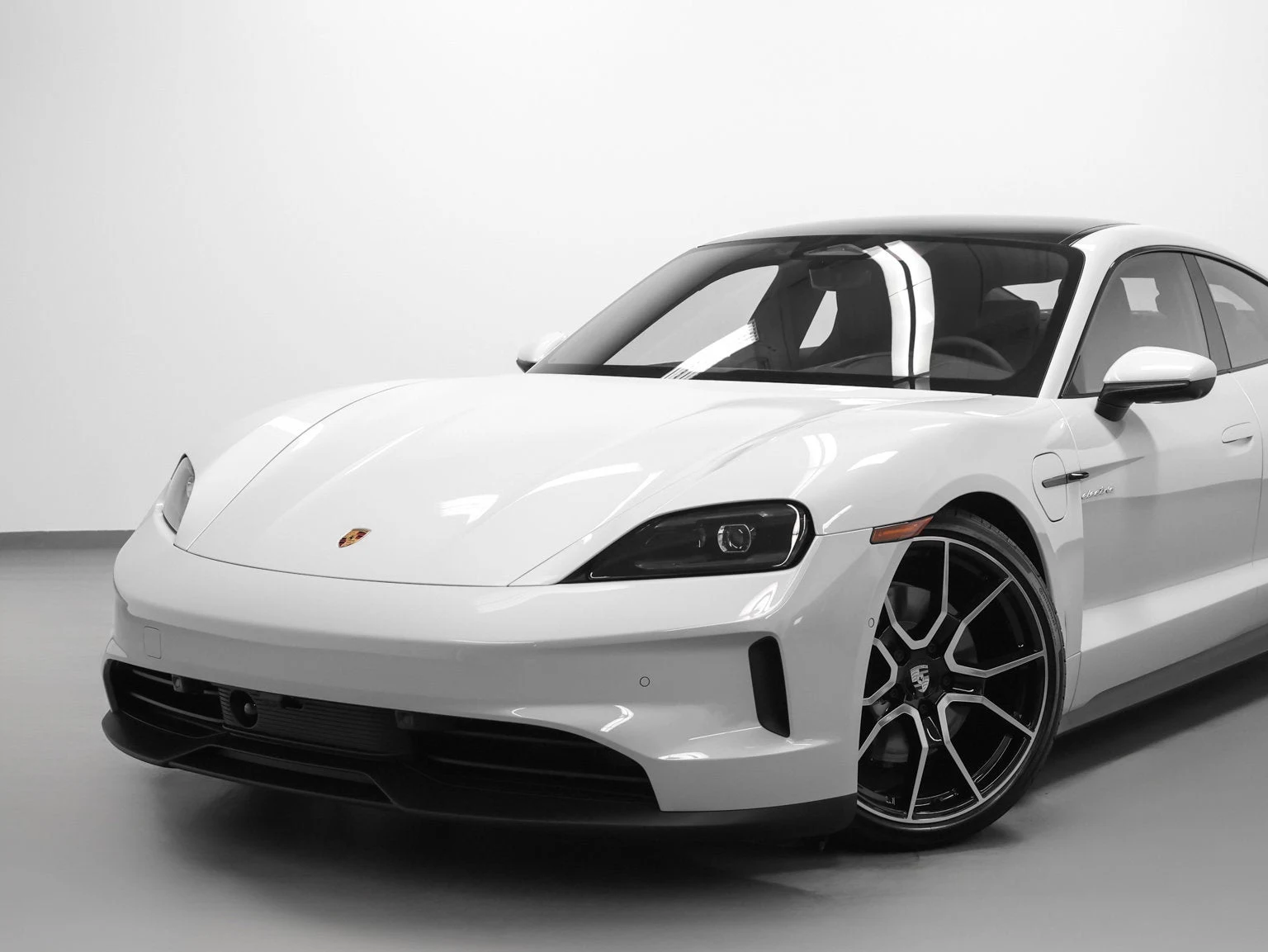 2026 Porsche Taycan 4 Sedan (2025 Update), 7/20