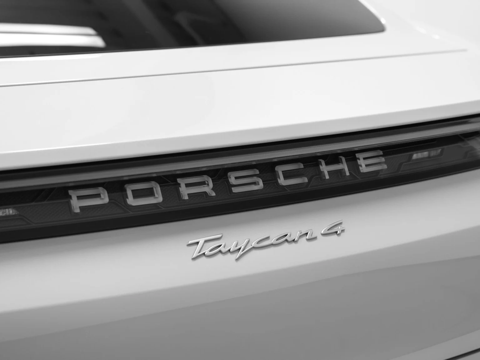 2026 Porsche Taycan 4 Sedan (2025 Update), 20/20