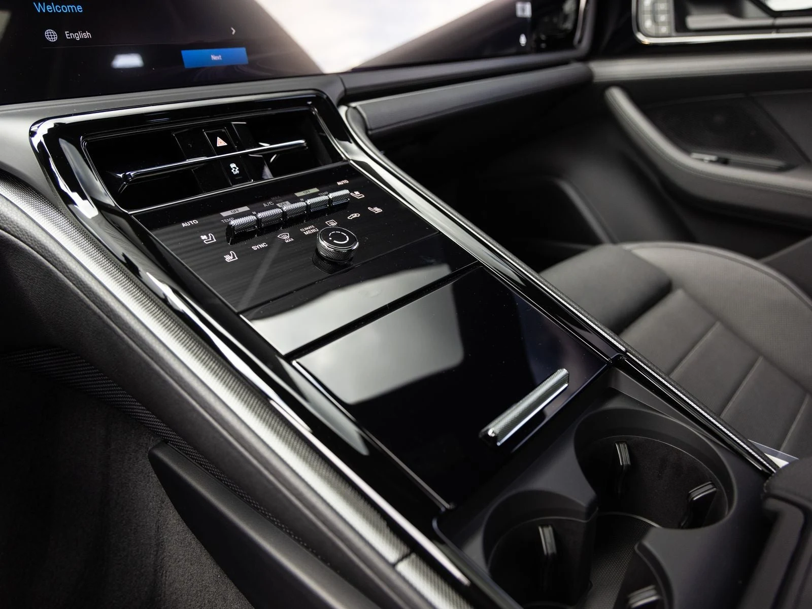 2026 Porsche Panamera 4 (976), 17/20