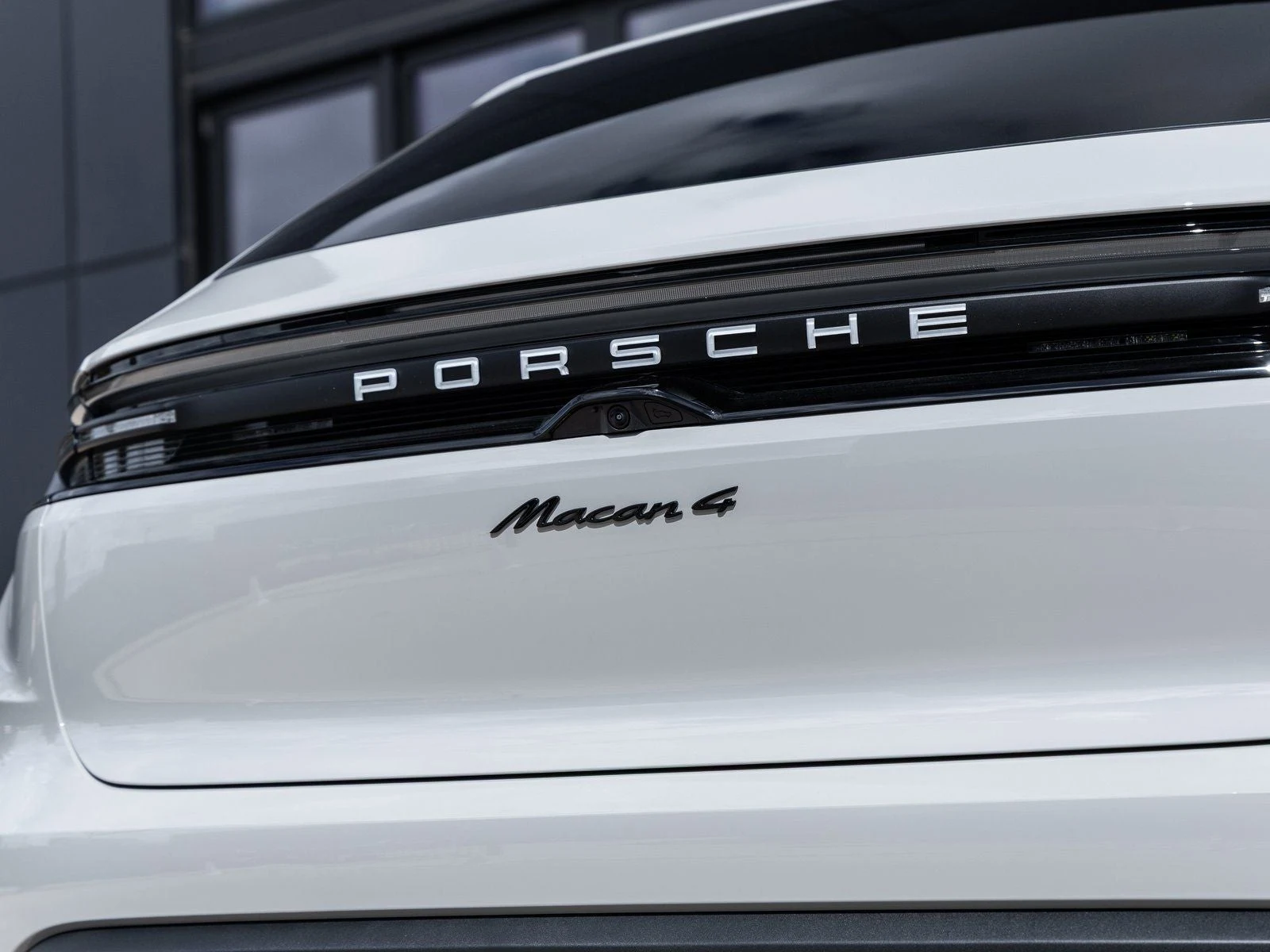 2026 Porsche Macan 4 Electric (XAB), 15/20