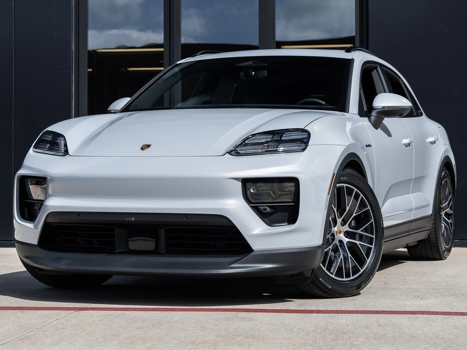 Porsche Macan 4 Electric (XAB) · Ice Grey Metallic · Indigo Auto Group