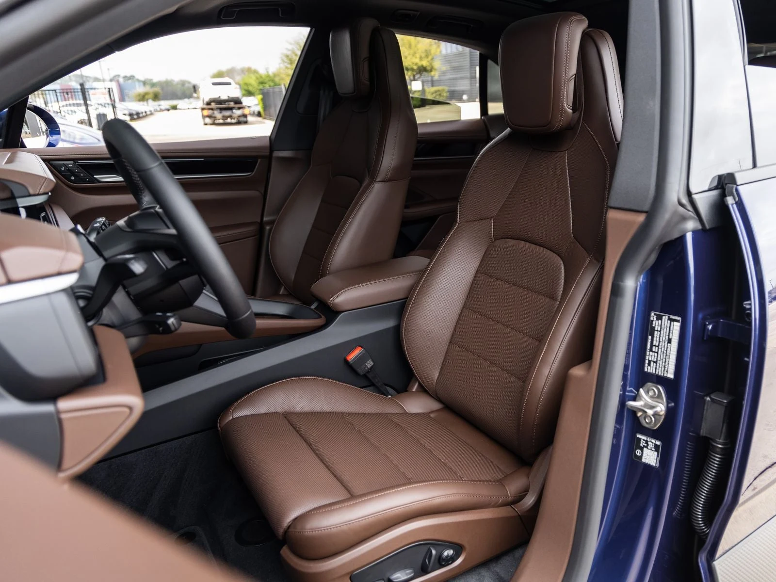 2026 Porsche Macan 4 Electric (XAB), 5/20