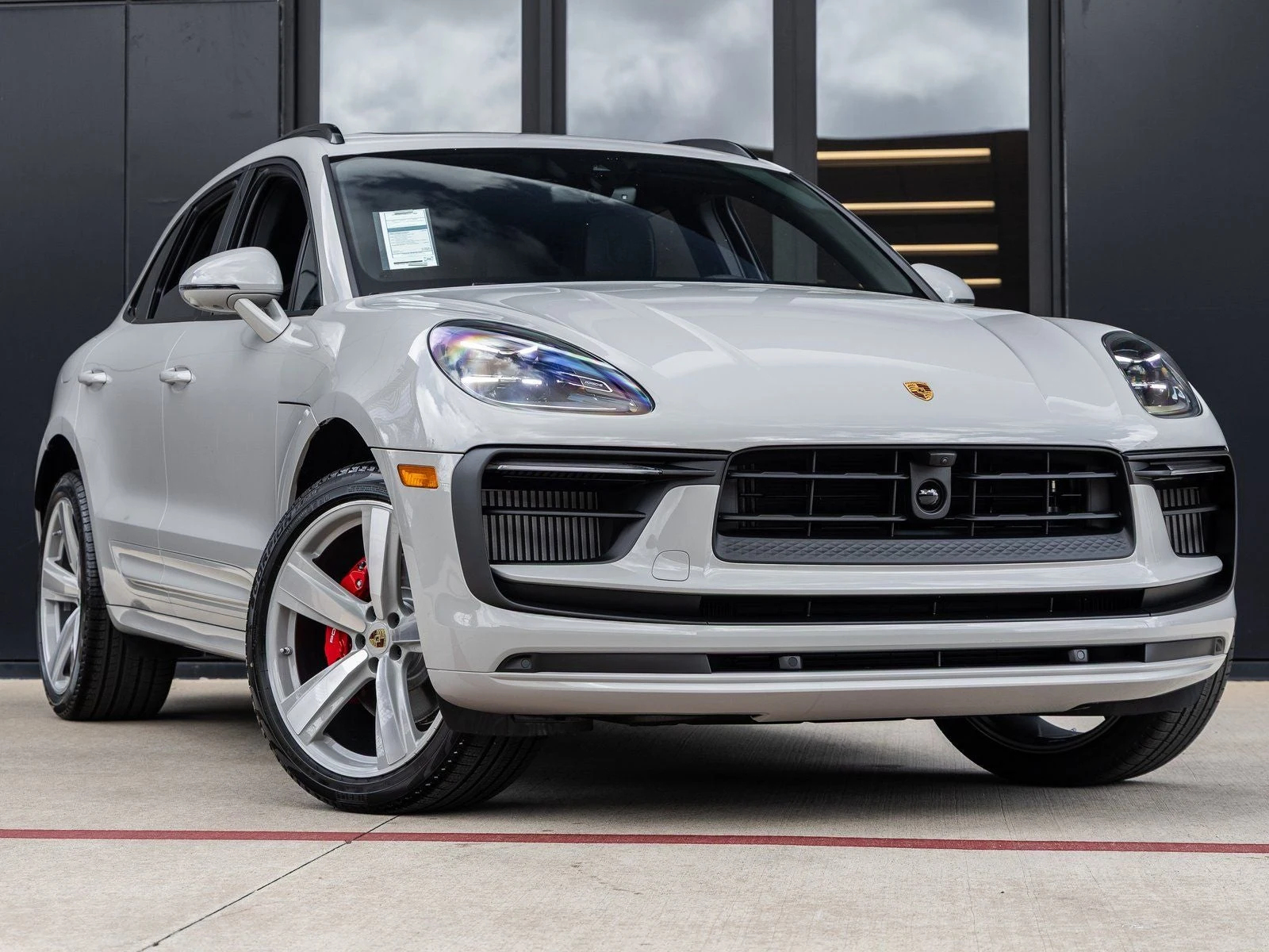 2026 Porsche Macan S (95B), 6/20