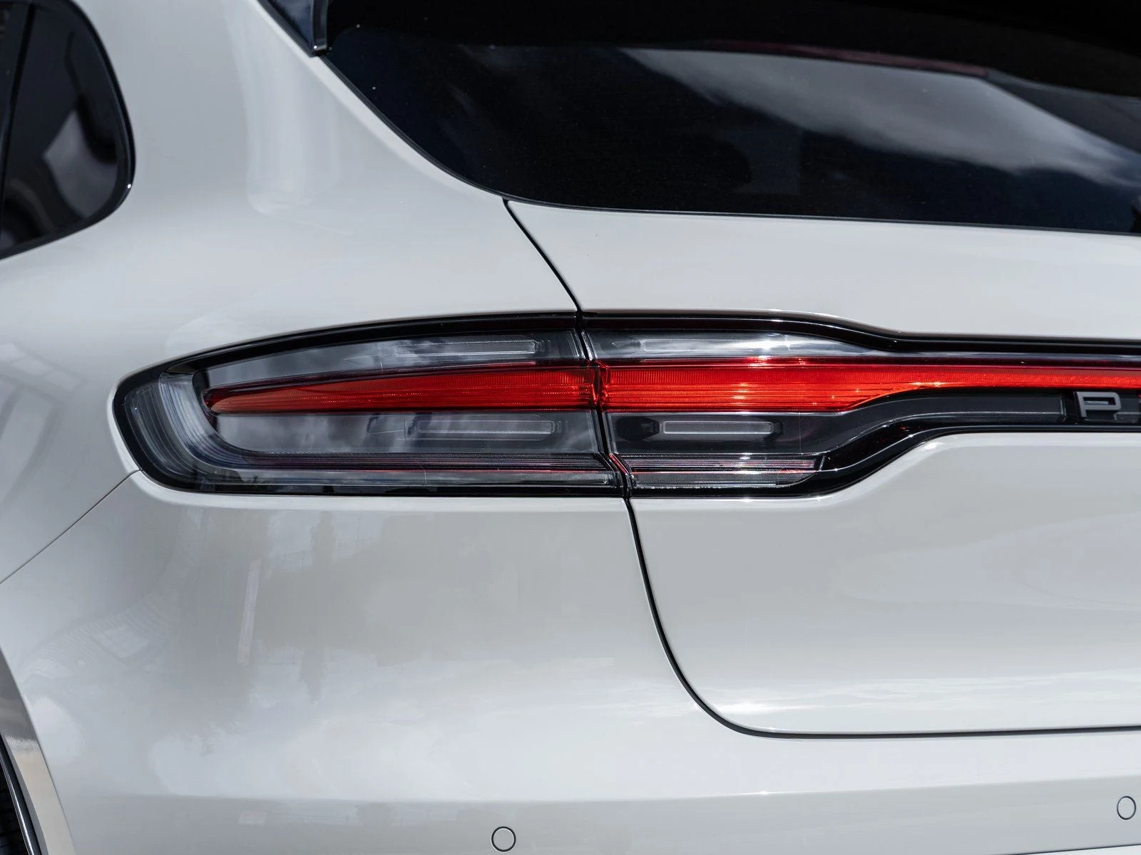 2026 Porsche Macan S (95B), 17/20