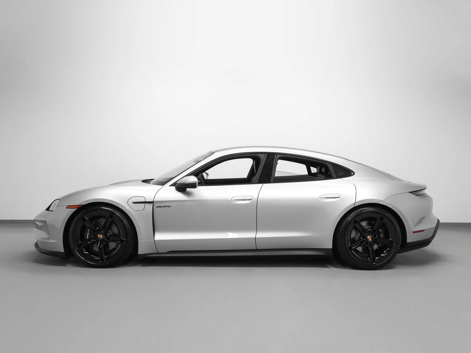 2026 Porsche Taycan Sedan (2025 Update), 2/20