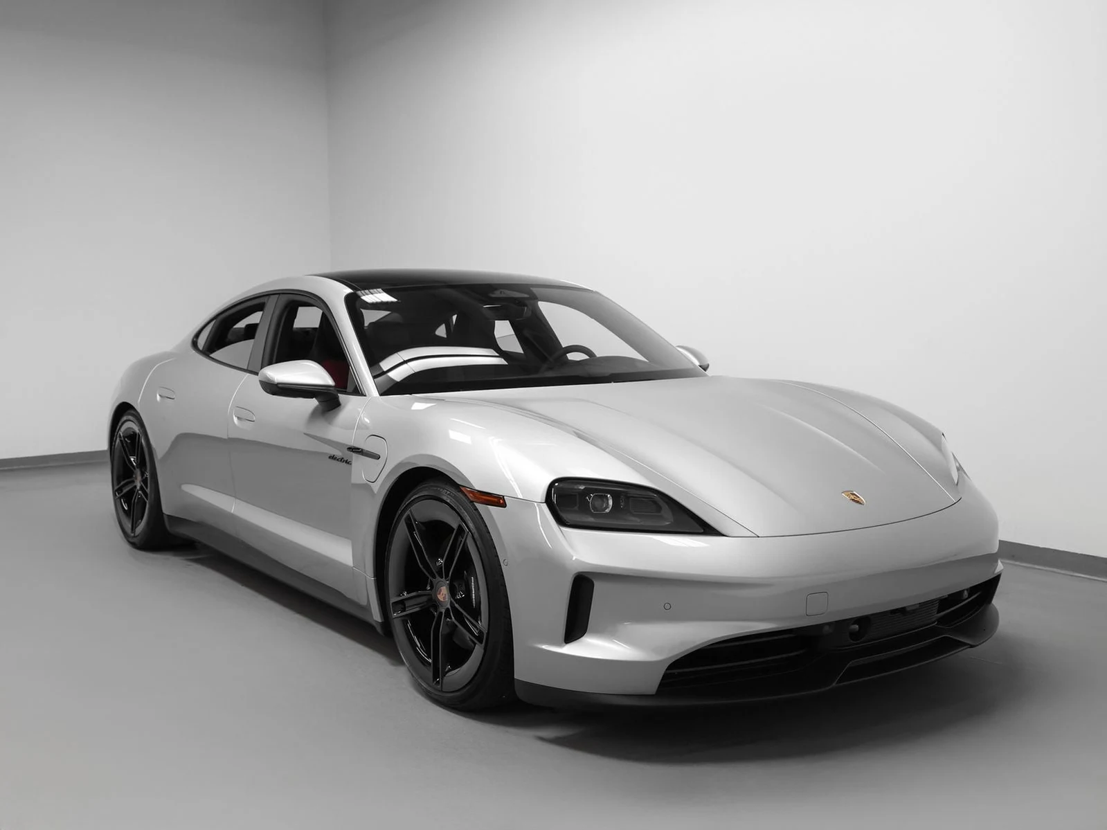 2026 Porsche Taycan Sedan (2025 Update), 9/20