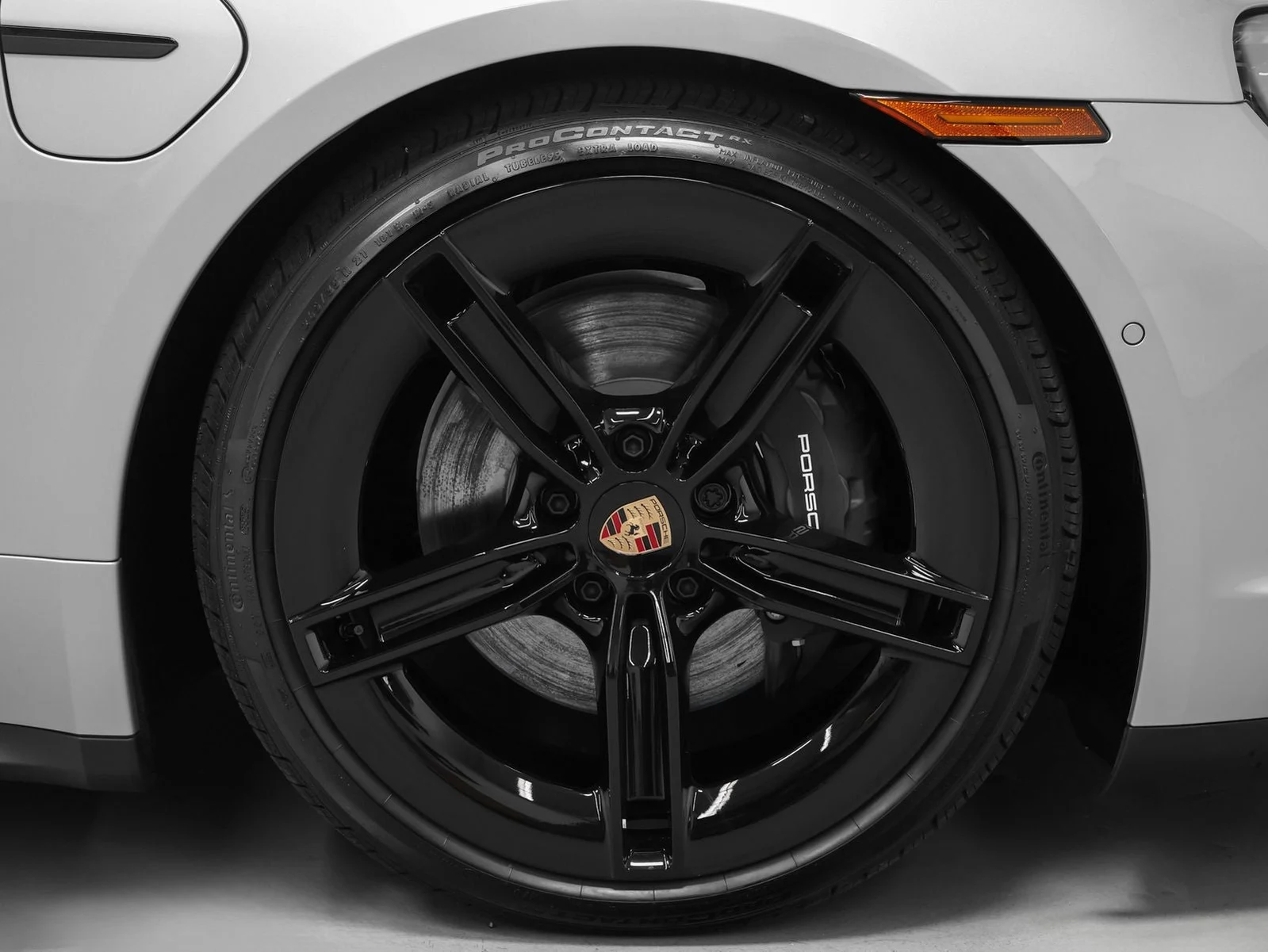 2026 Porsche Taycan Sedan (2025 Update), 14/20