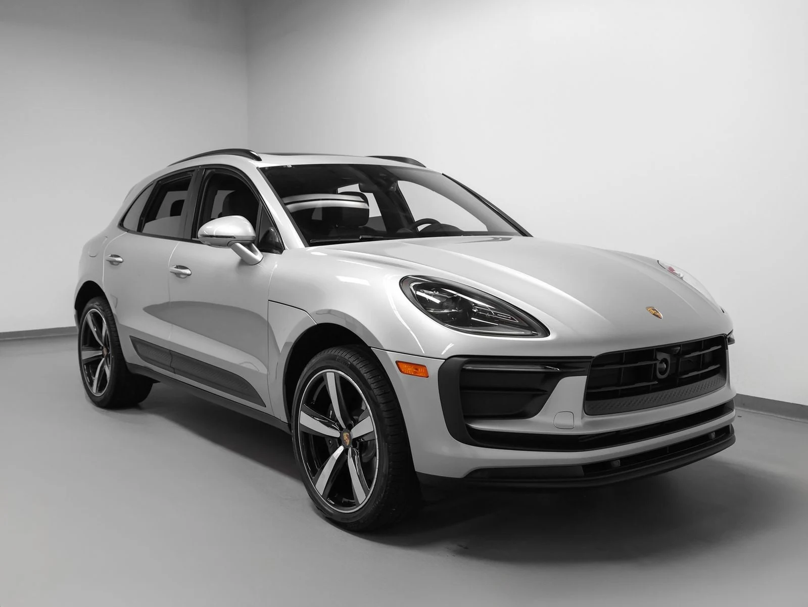 2026 Porsche Macan (95B), 9/20