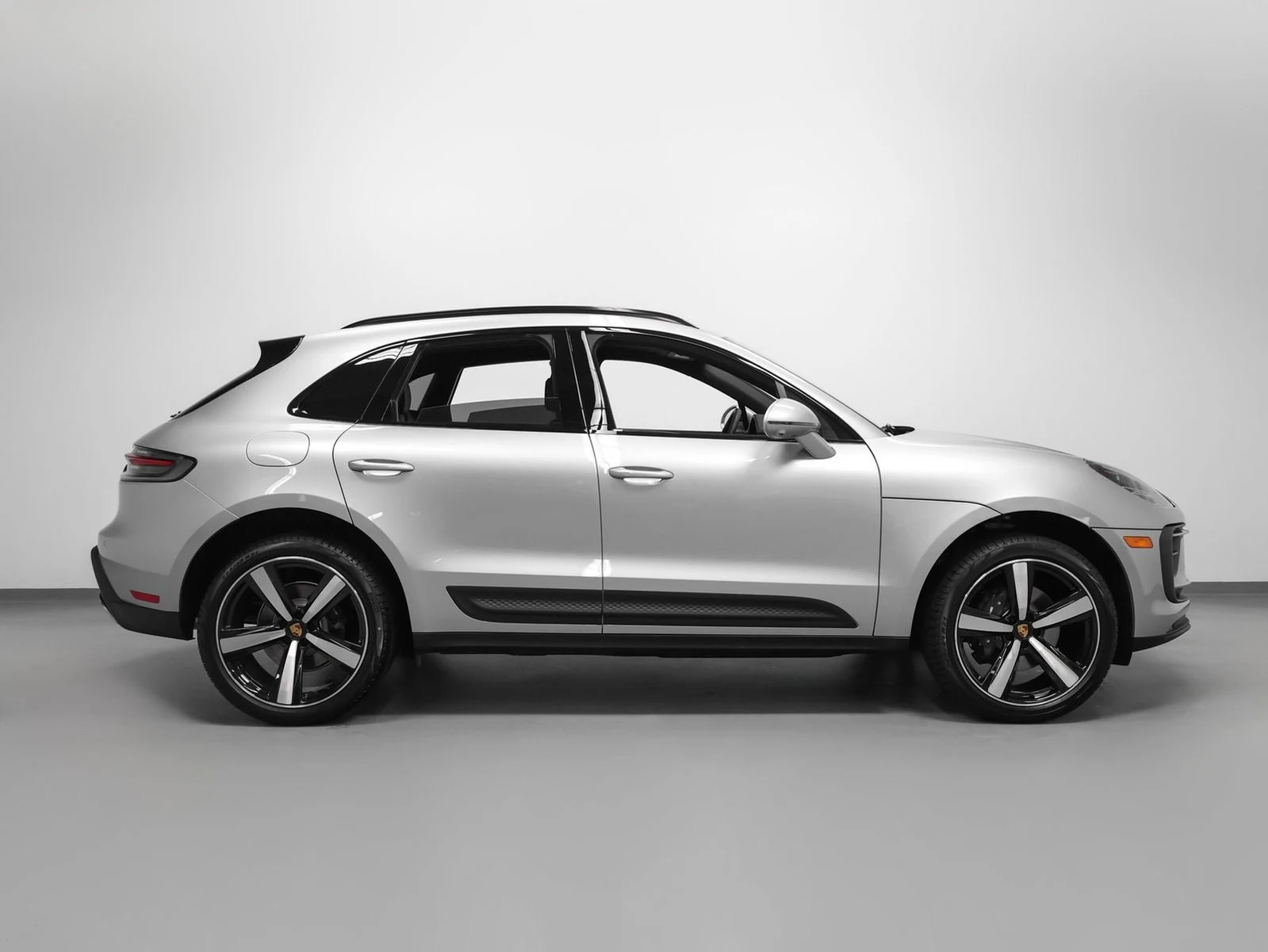 2026 Porsche Macan (95B), 12/20