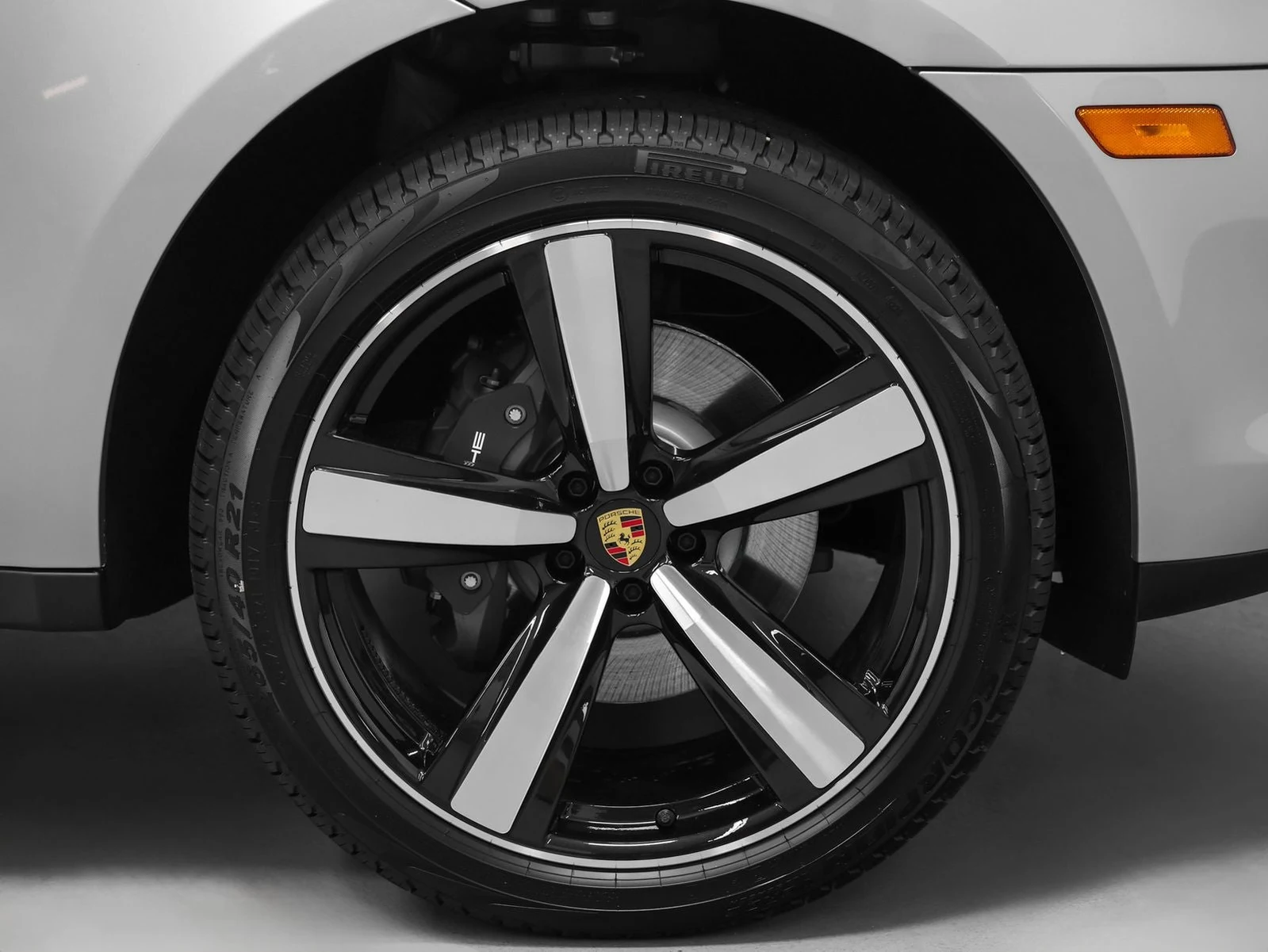 2026 Porsche Macan (95B), 14/20