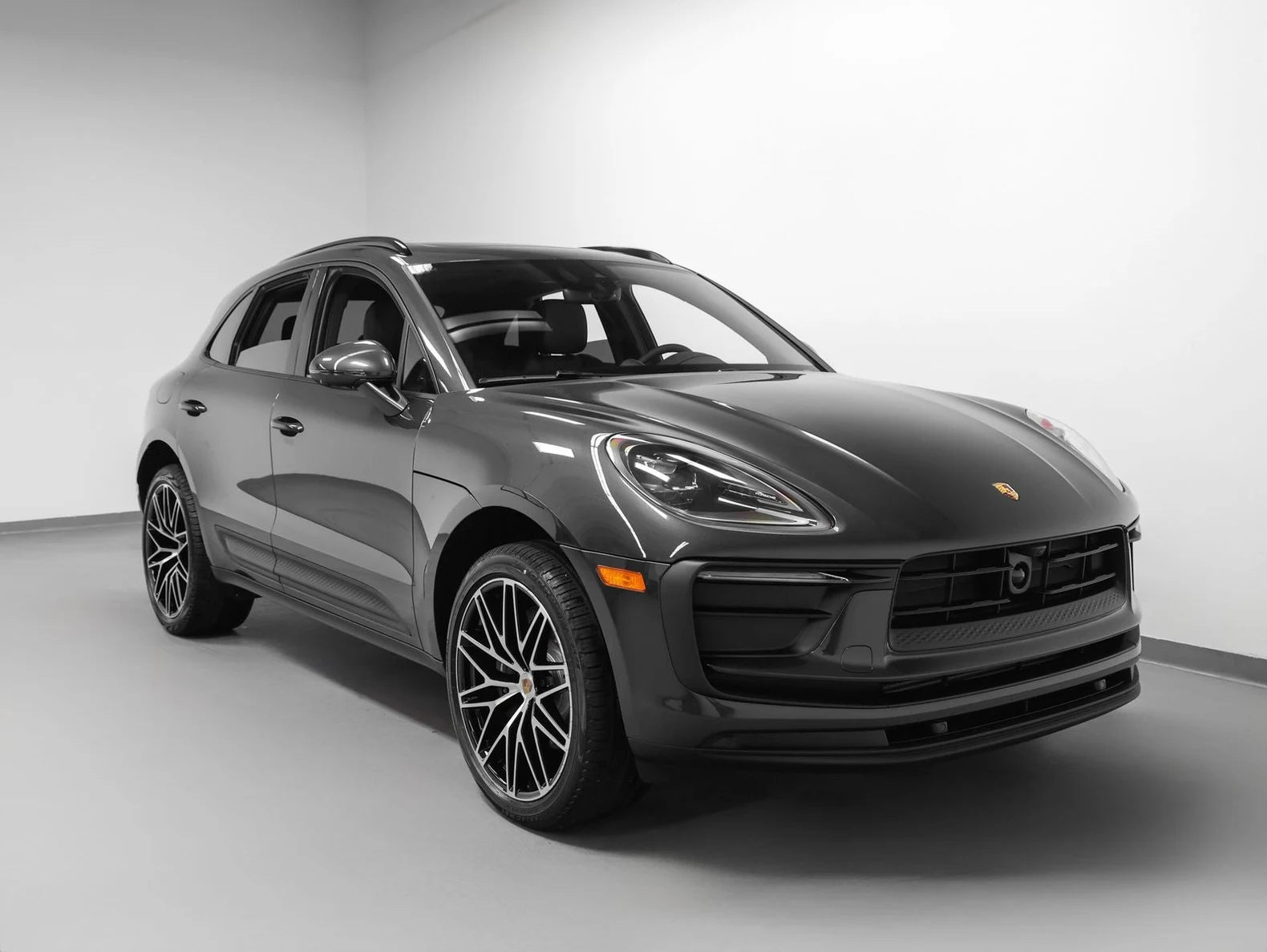 2026 Porsche Macan (95B), 7/20