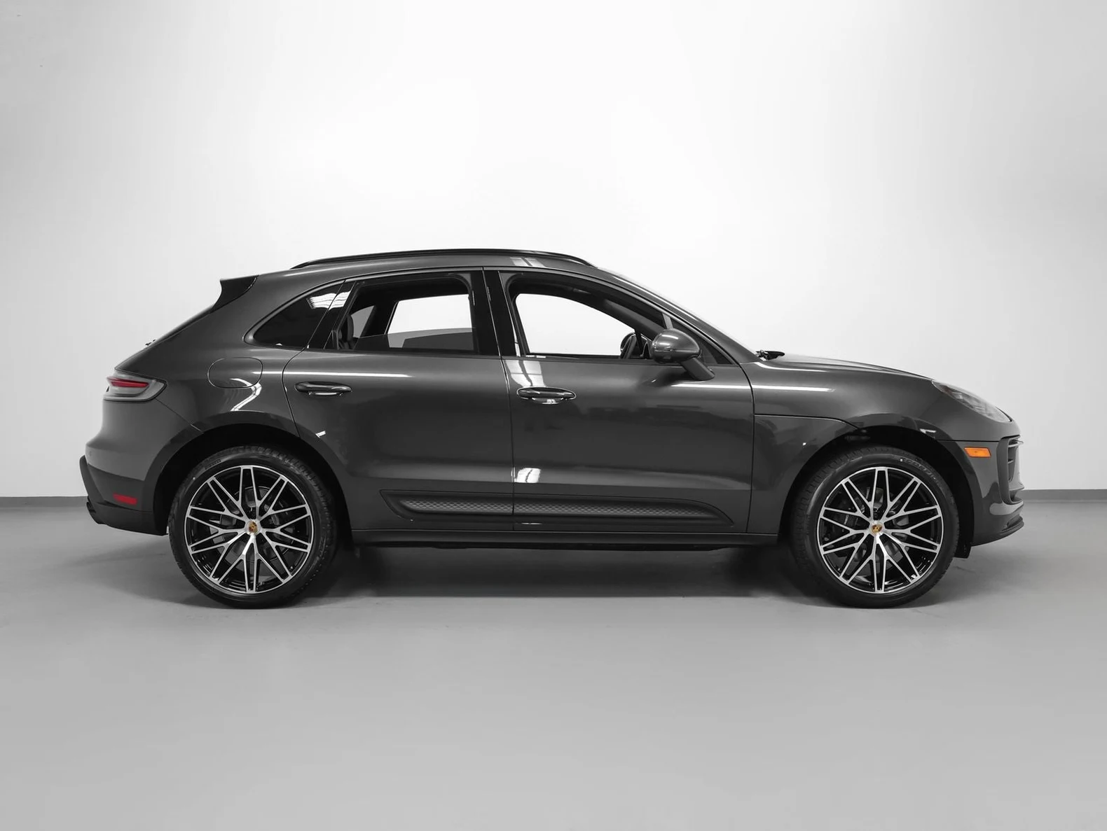 2026 Porsche Macan (95B), 10/20