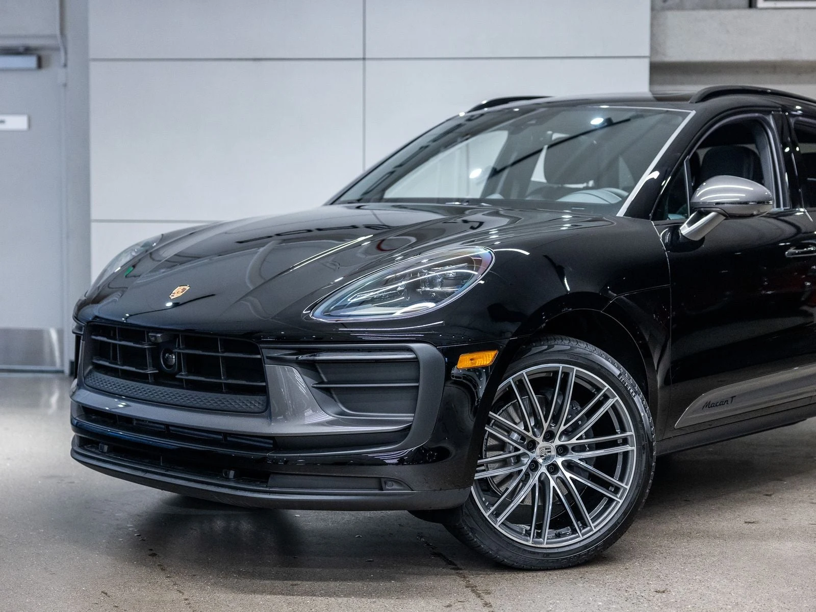 2026 Porsche Macan T (95B), 16/20