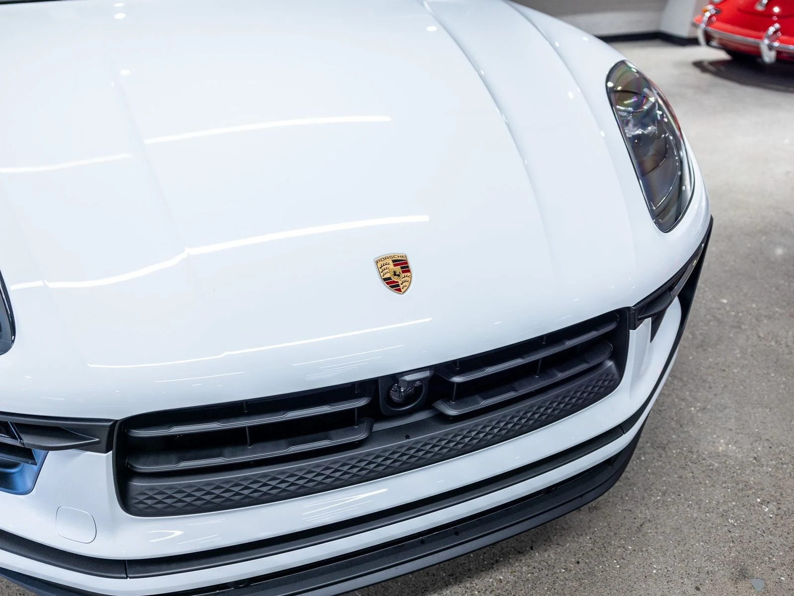 2026 Porsche Macan (95B), 13/20