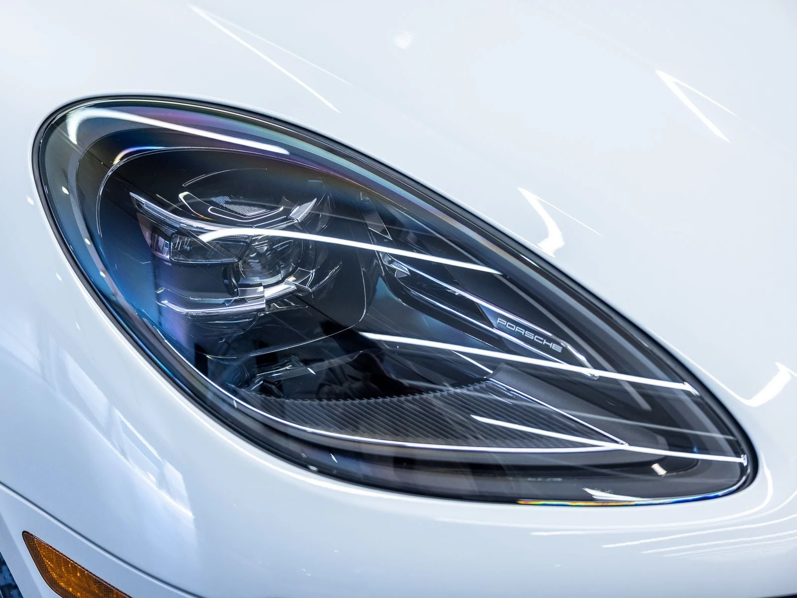 2026 Porsche Macan (95B), 14/20
