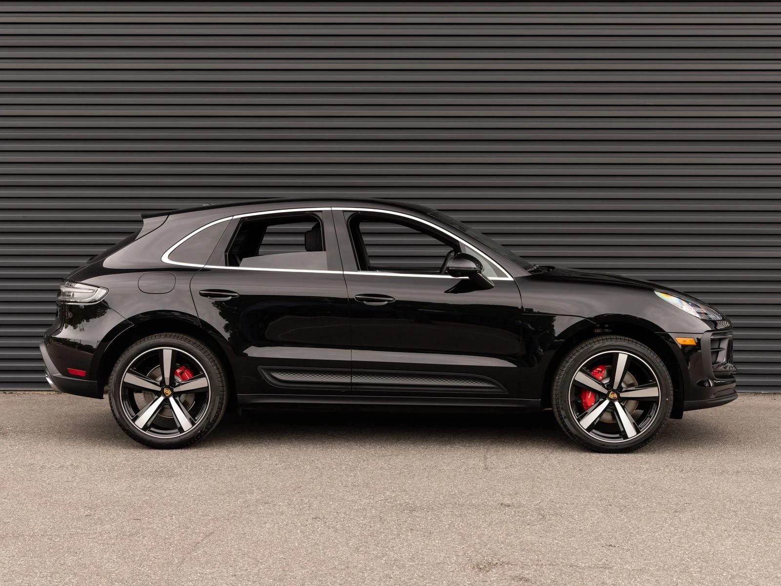 2026 Porsche Macan S (95B), 8/20