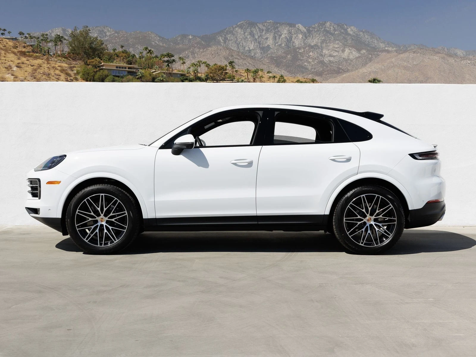 2026 Porsche Cayenne Coupé (3rd Generation), 2/20