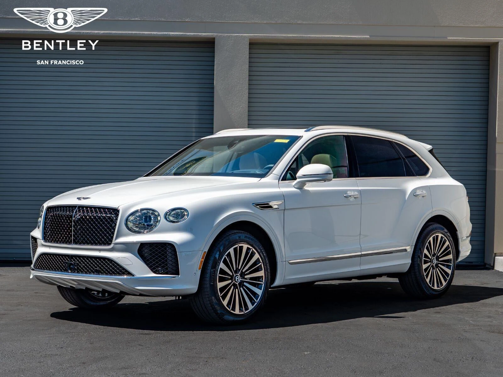 2026 Bentley Bentayga V8, 3/20