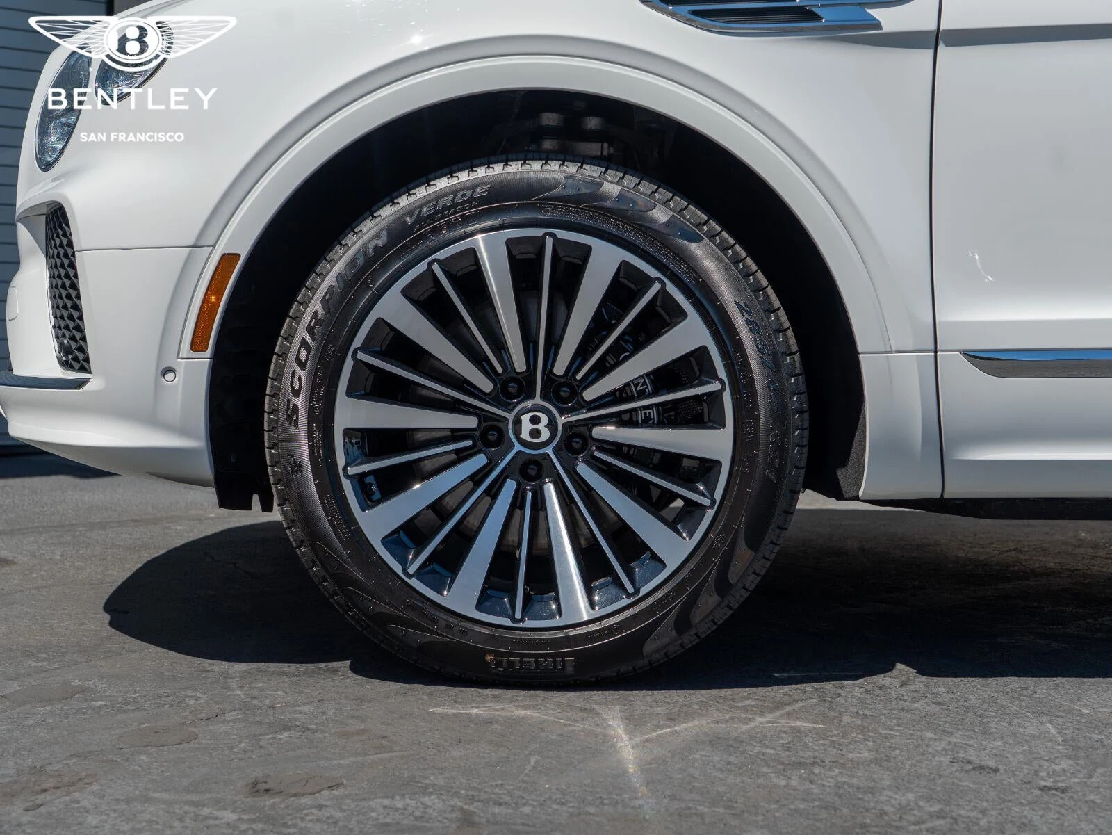 2026 Bentley Bentayga V8, 4/20