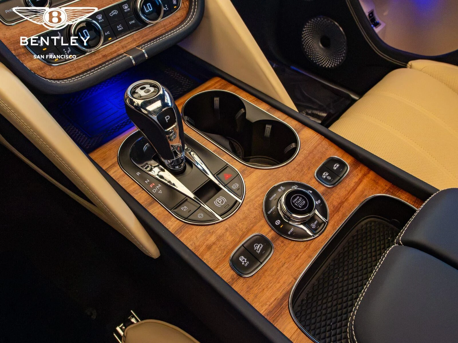 2026 Bentley Bentayga V8, 11/20