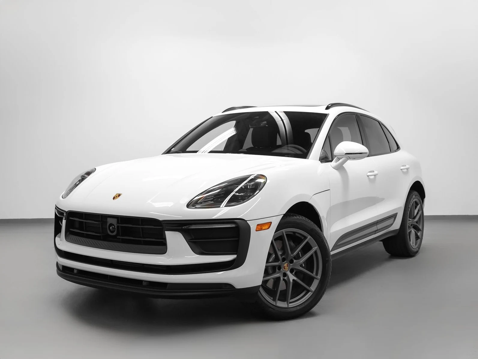 Porsche Macan (95B) · Carrara White Metallic · Indigo Auto Group