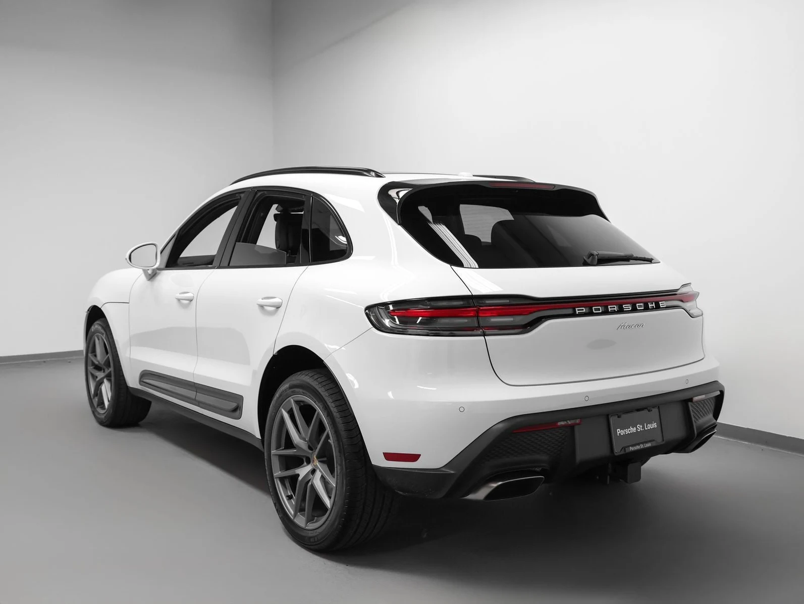 2026 Porsche Macan (95B), 3/20