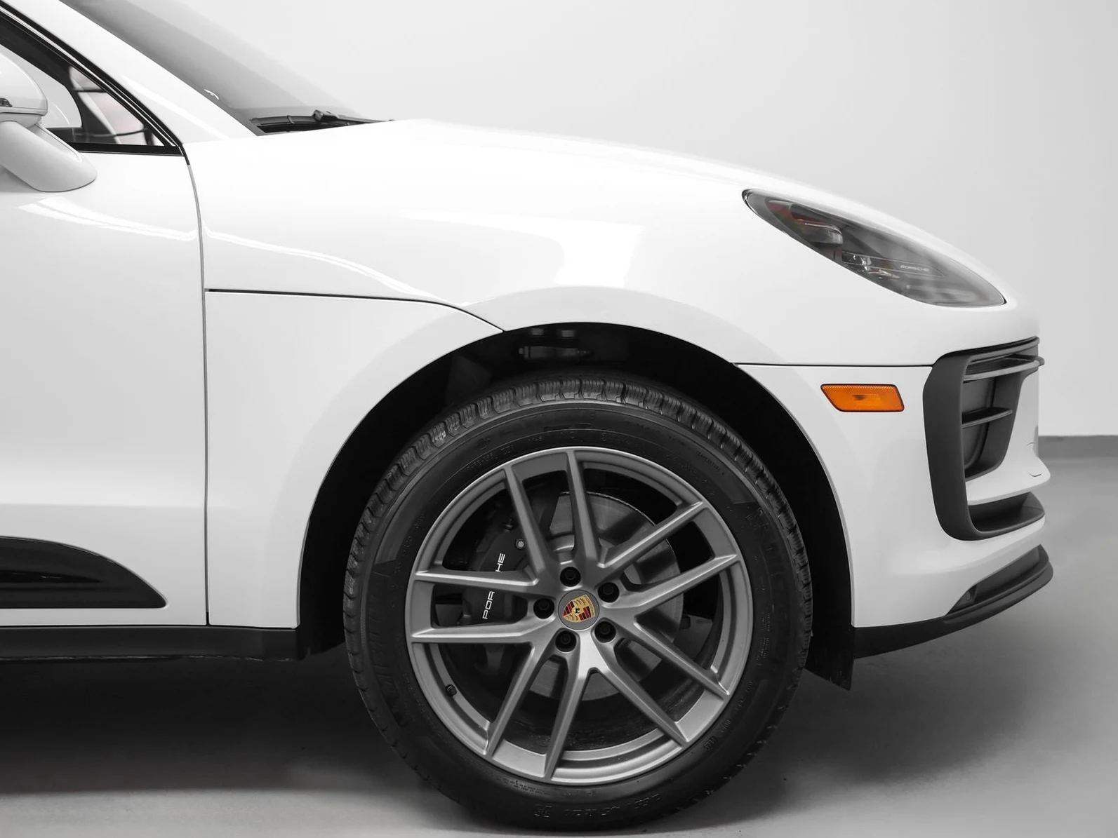 2026 Porsche Macan (95B), 13/20