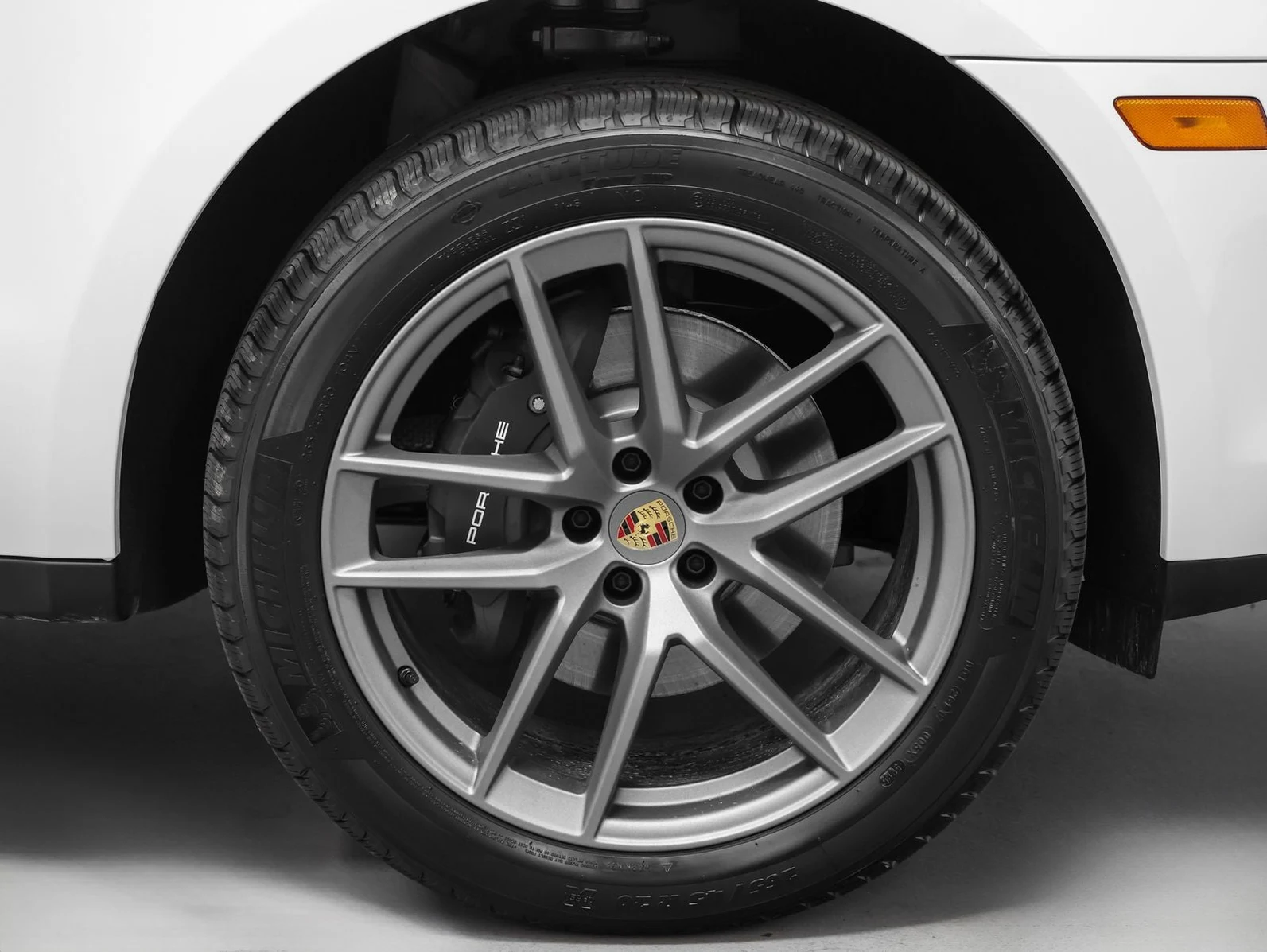 2026 Porsche Macan (95B), 14/20