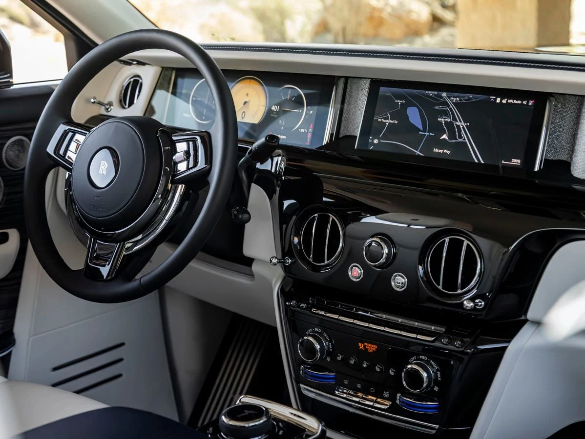 2026 Rolls-Royce Phantom VIII Series II, 18/20