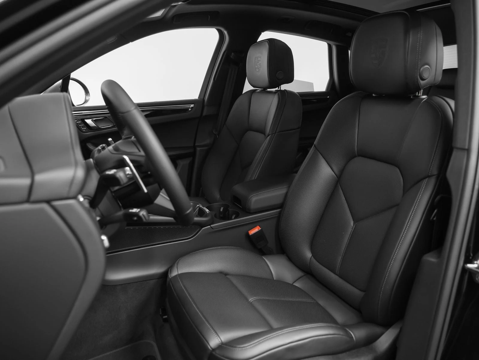 2026 Porsche Macan T (95B), 5/20