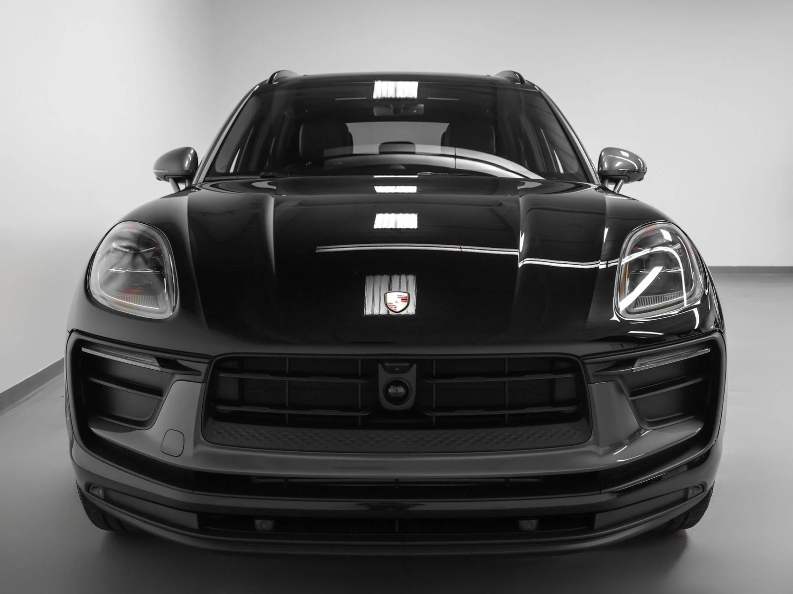2026 Porsche Macan T (95B), 7/20