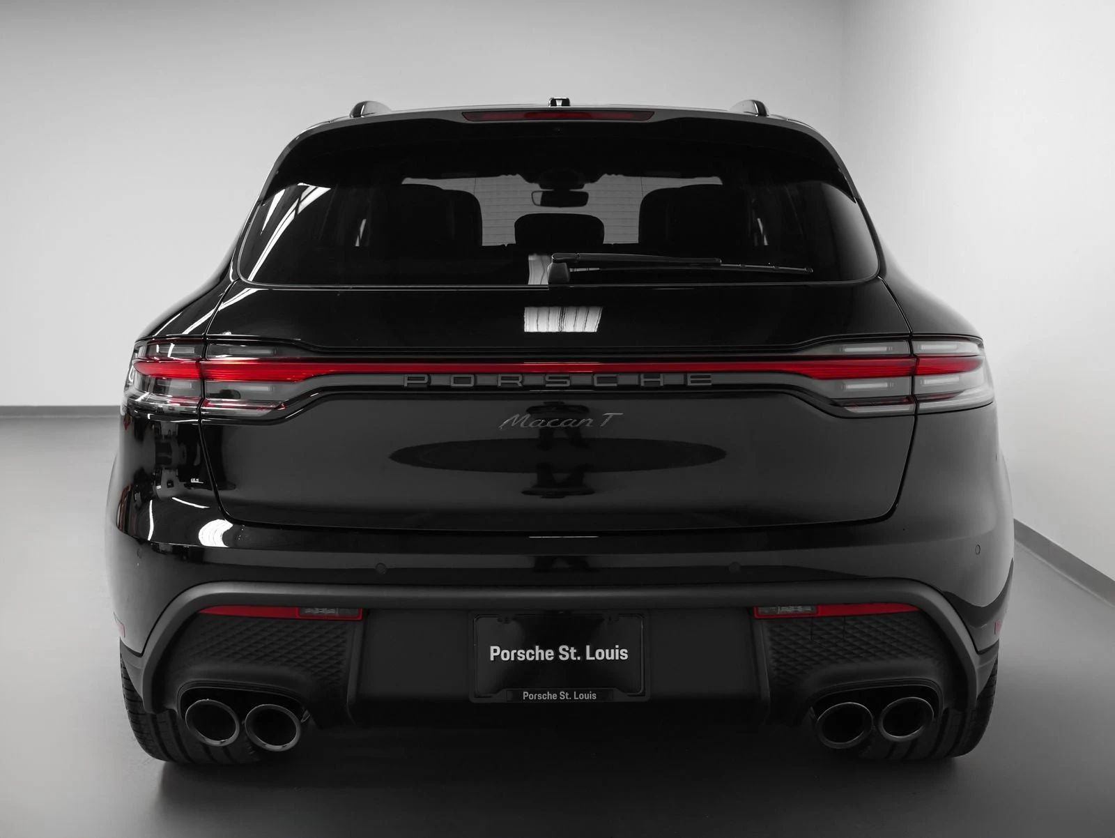 2026 Porsche Macan T (95B), 10/20