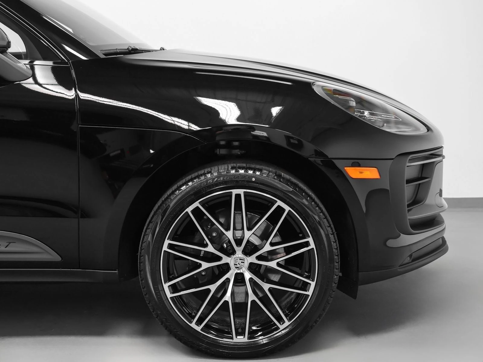 2026 Porsche Macan T (95B), 15/20