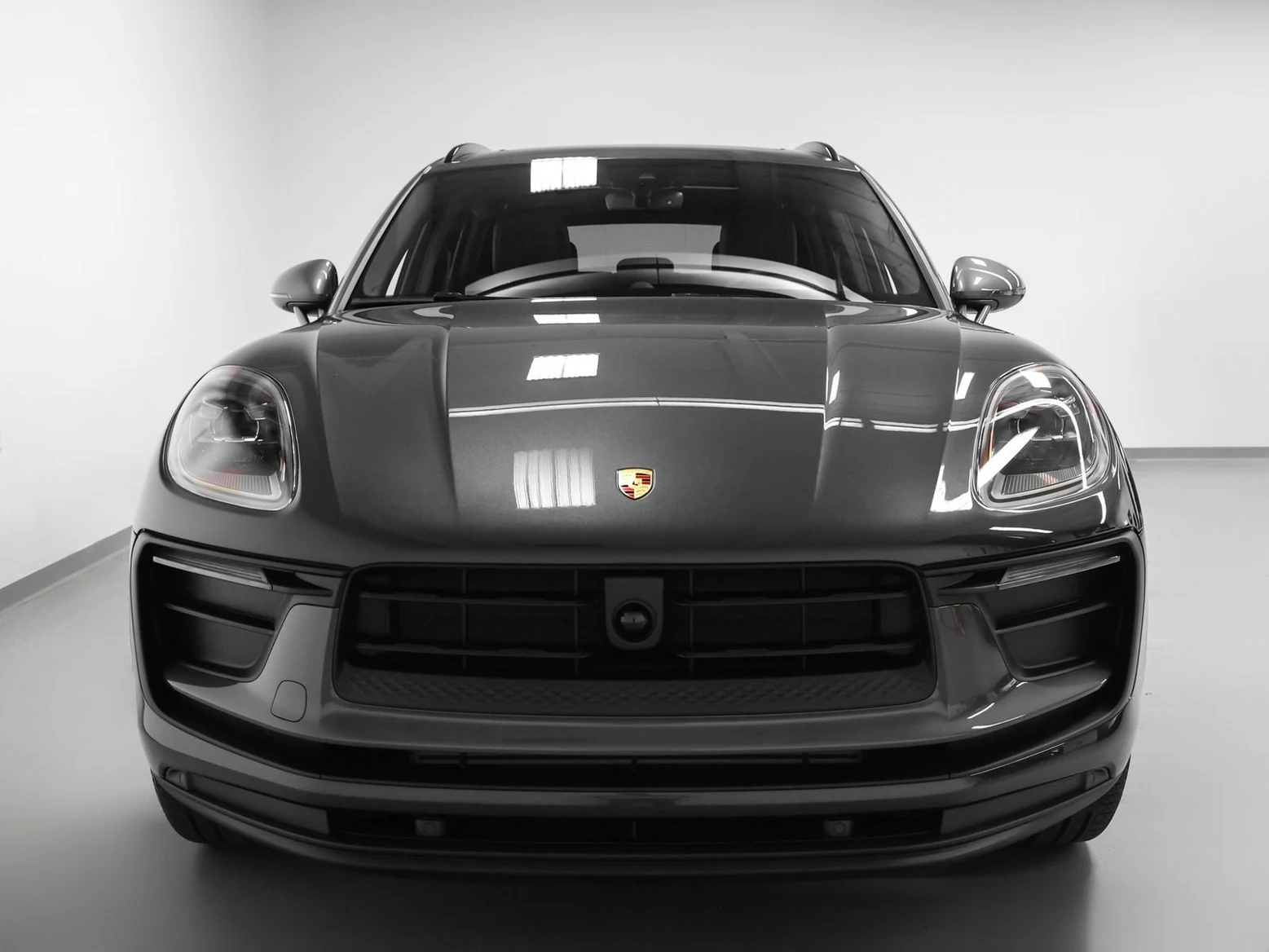 2026 Porsche Macan T (95B), 7/20