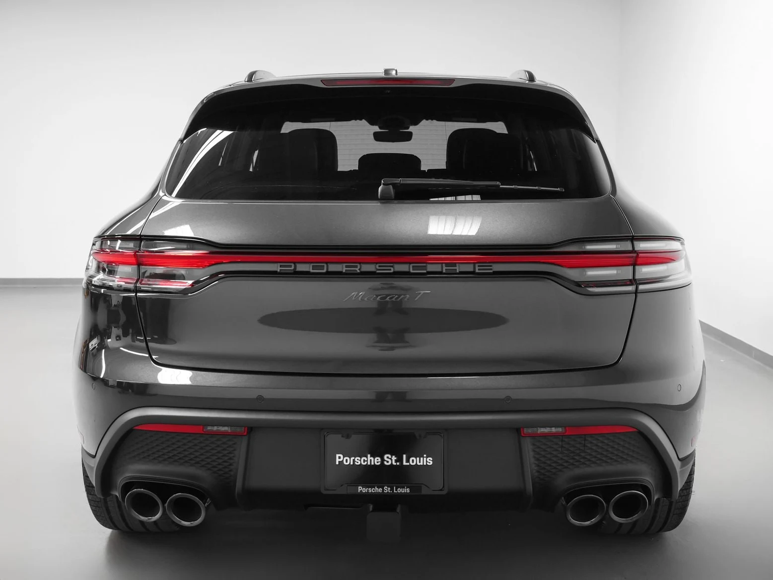 2026 Porsche Macan T (95B), 10/20