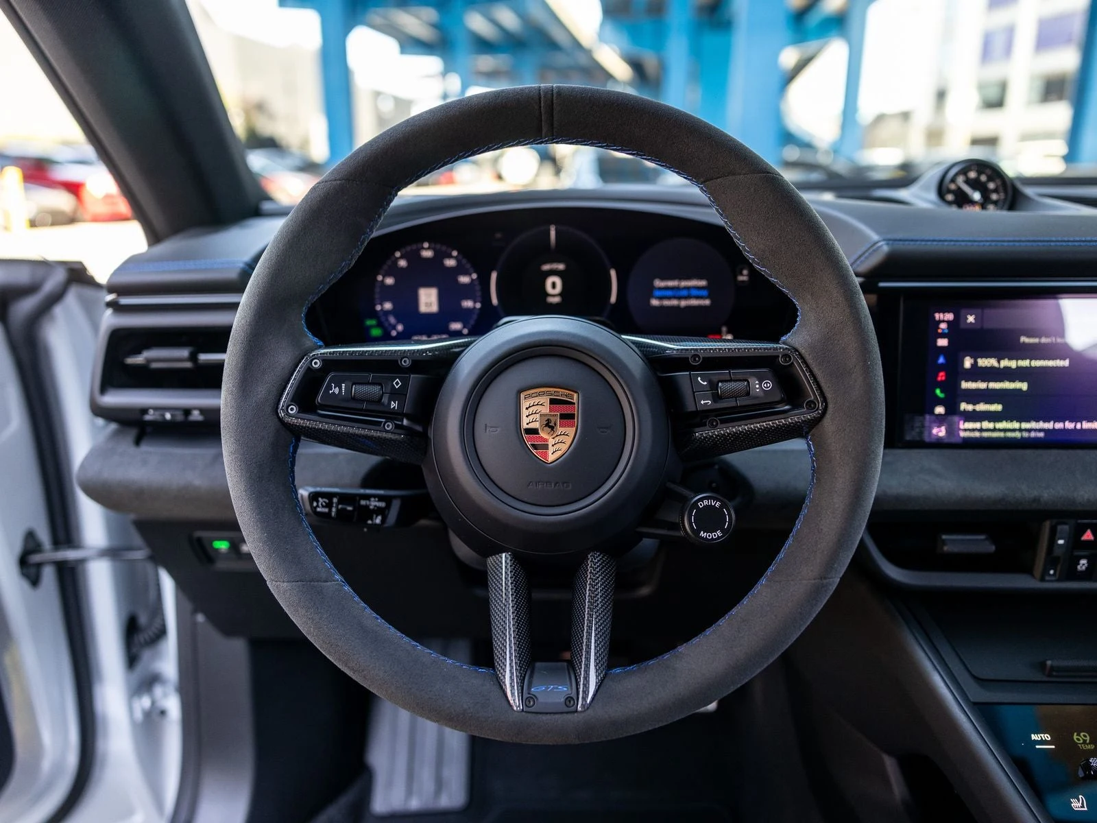 2026 Porsche Macan GTS Electric (XAB), 6/20