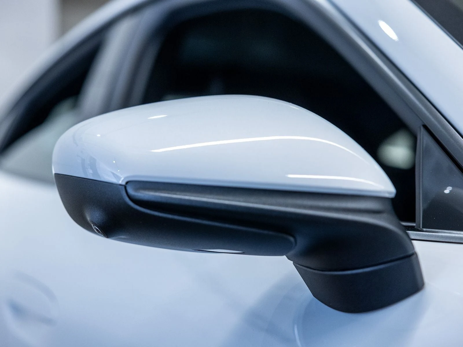 2026 Porsche Taycan Sedan (2025 Update), 15/20