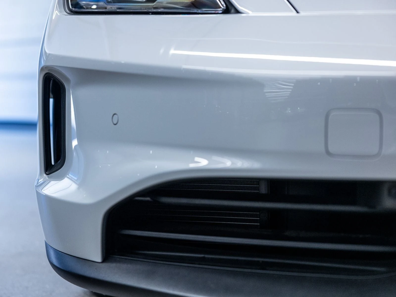 2026 Porsche Taycan Sedan (2025 Update), 17/20